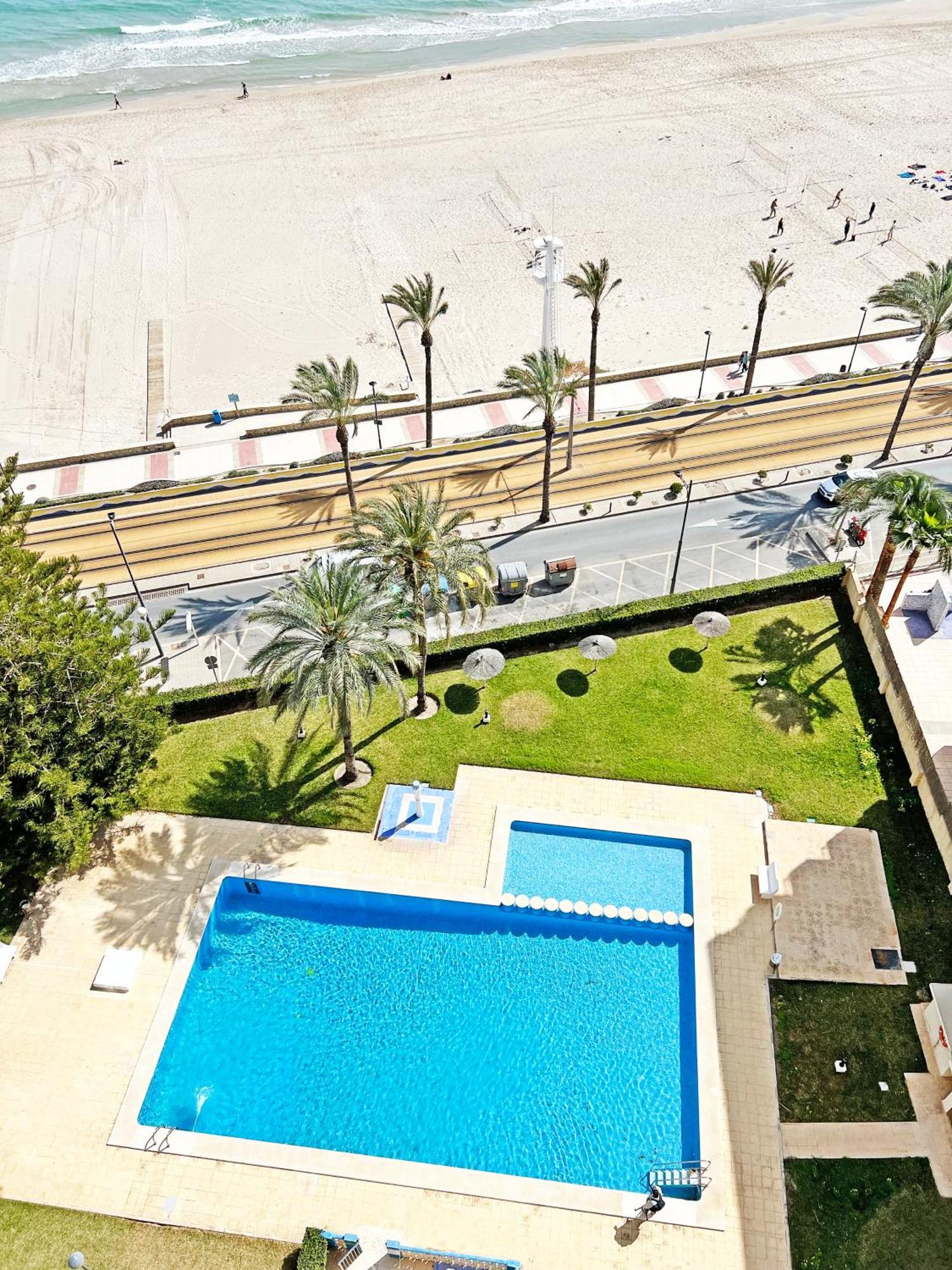 Oasis Frente Al Mar. Parking Gratis Apartment El Campello Exterior photo
