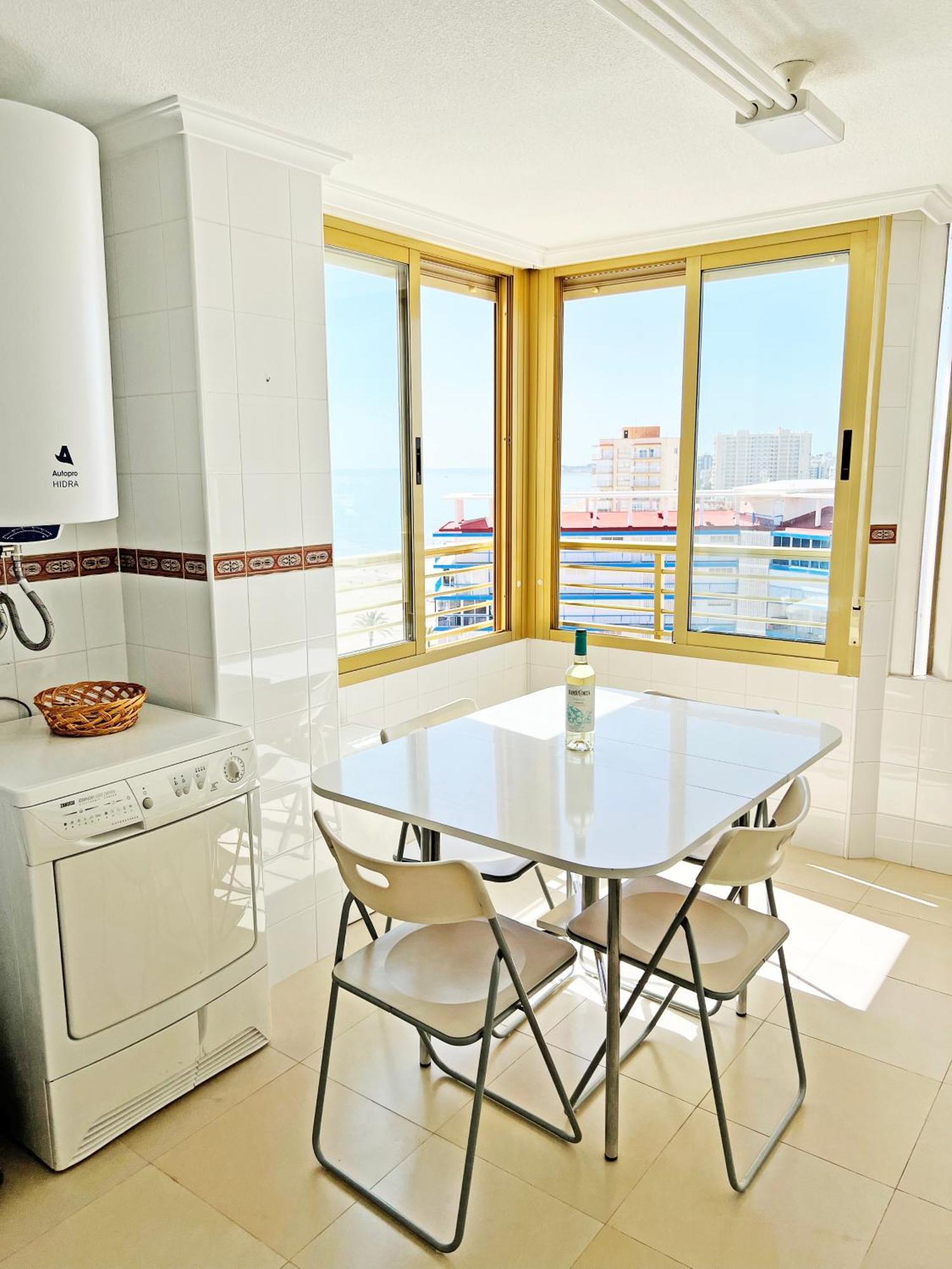 Oasis Frente Al Mar. Parking Gratis Apartment El Campello Exterior photo