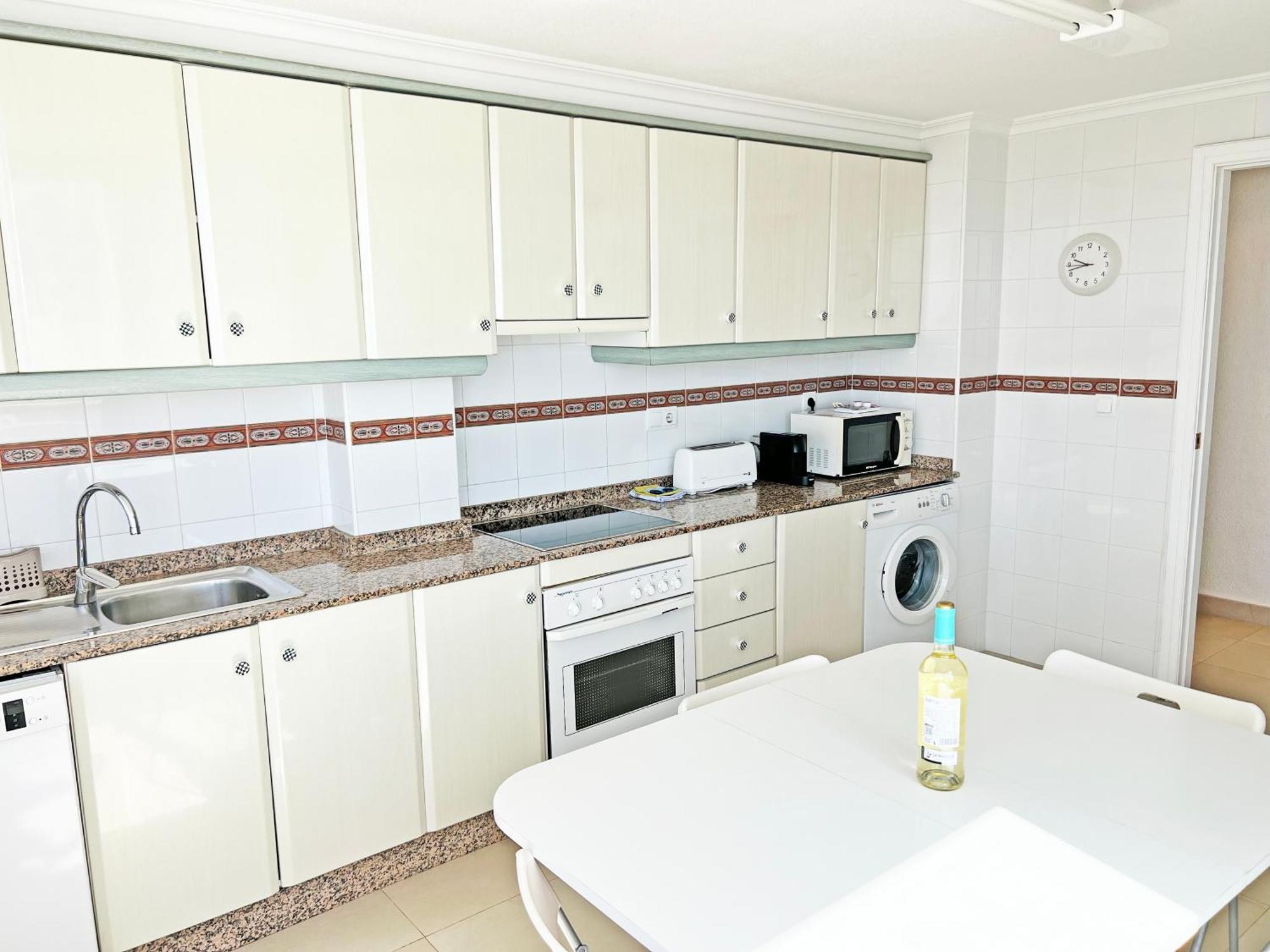 Oasis Frente Al Mar. Parking Gratis Apartment El Campello Exterior photo